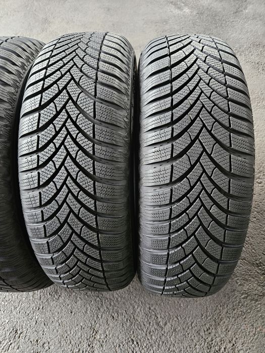 Kpl Opon Zimowe Semperit Speed-Grip 5 215.70.16 100T Rok 2024