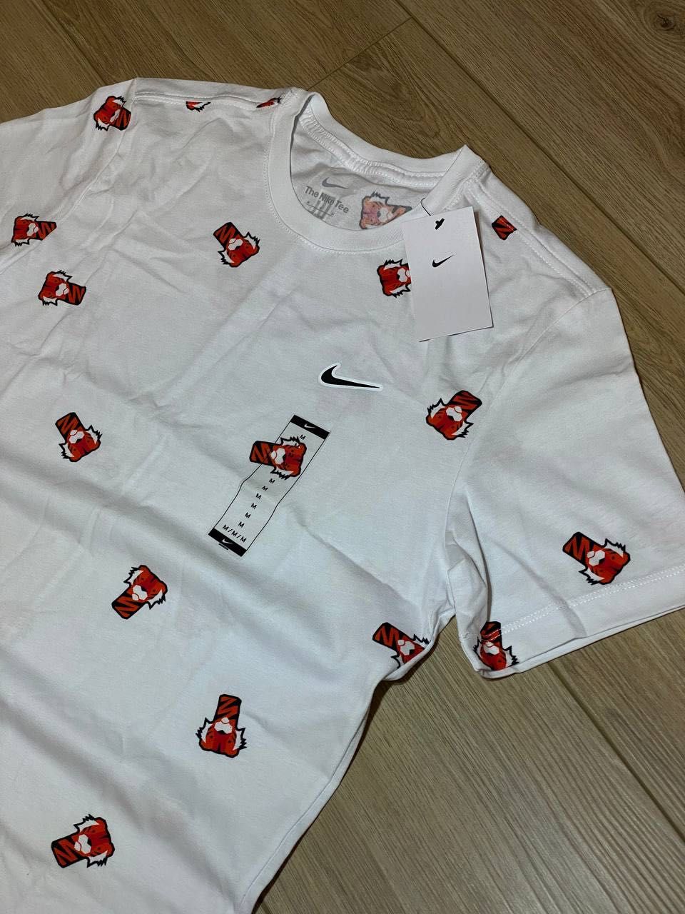 Nike Tee T Shirt S,M,L