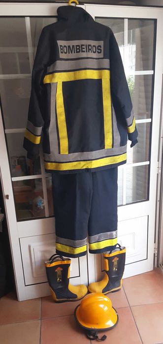 Fato Nomex Reservado+Botas Harvik+Capacete Bombeiros Ler Anúncio! 150€