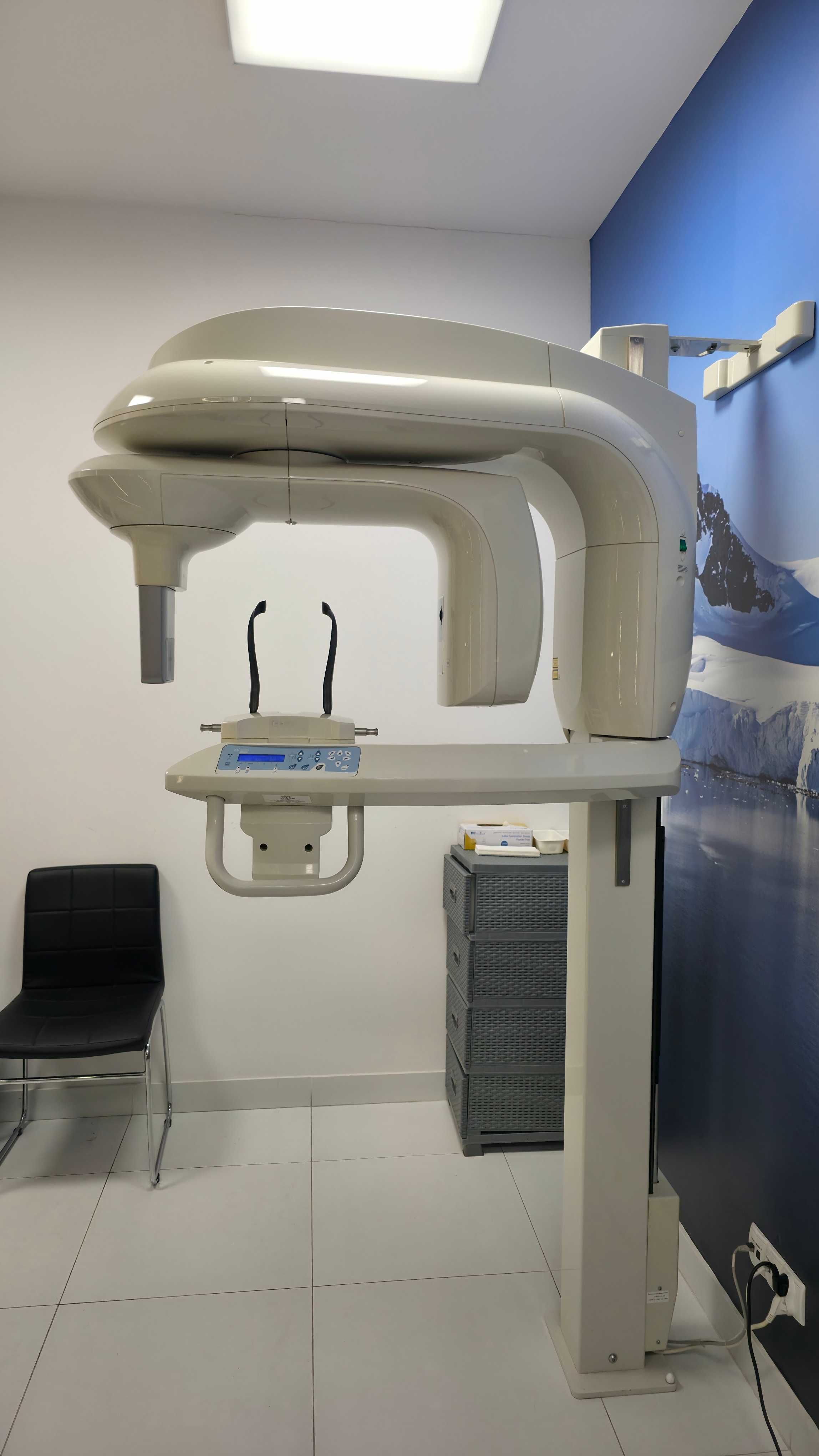 Carestream Kodak Tomograf CBCT Pantomograf Cefalo CS9000 3D / K9000 3D