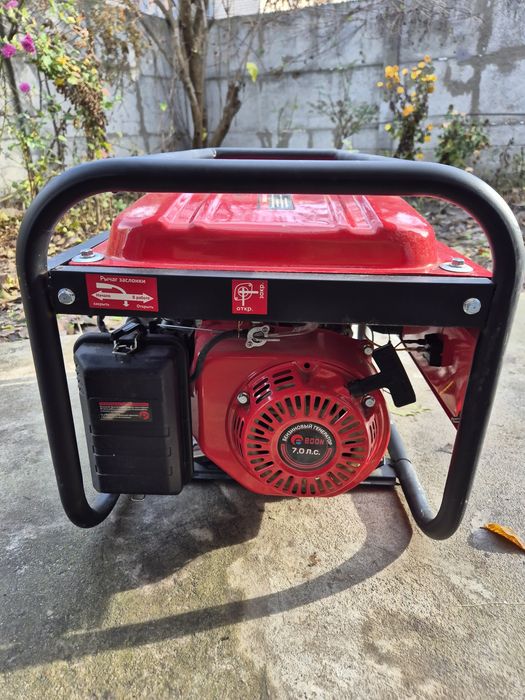 Продам: Бензиновый Генератор Edon PT-3000 (2.8/3.0 кВт)