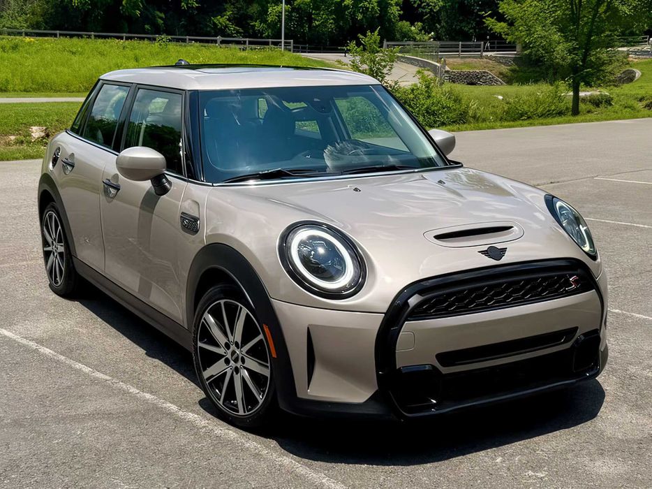MINI Cooper S      2022