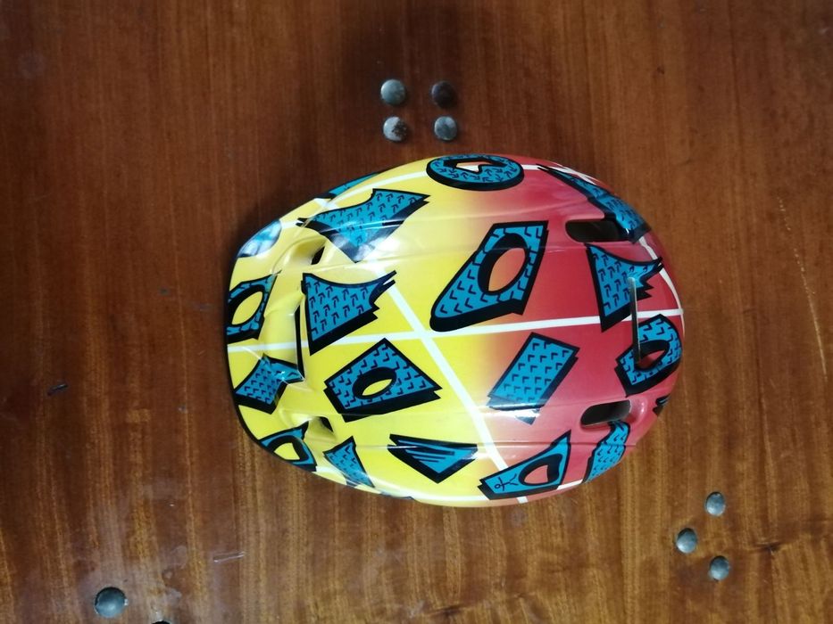 Capacete de bicicleta para criança