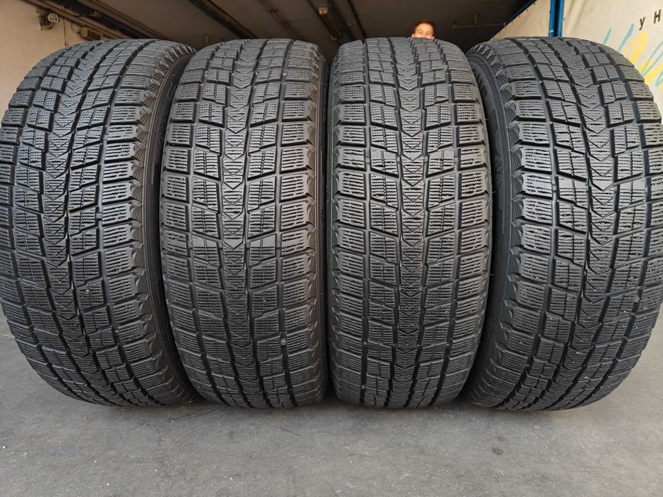 R16 215 70 шини зимові Nexen Winguard Ice SUV на позашляховик