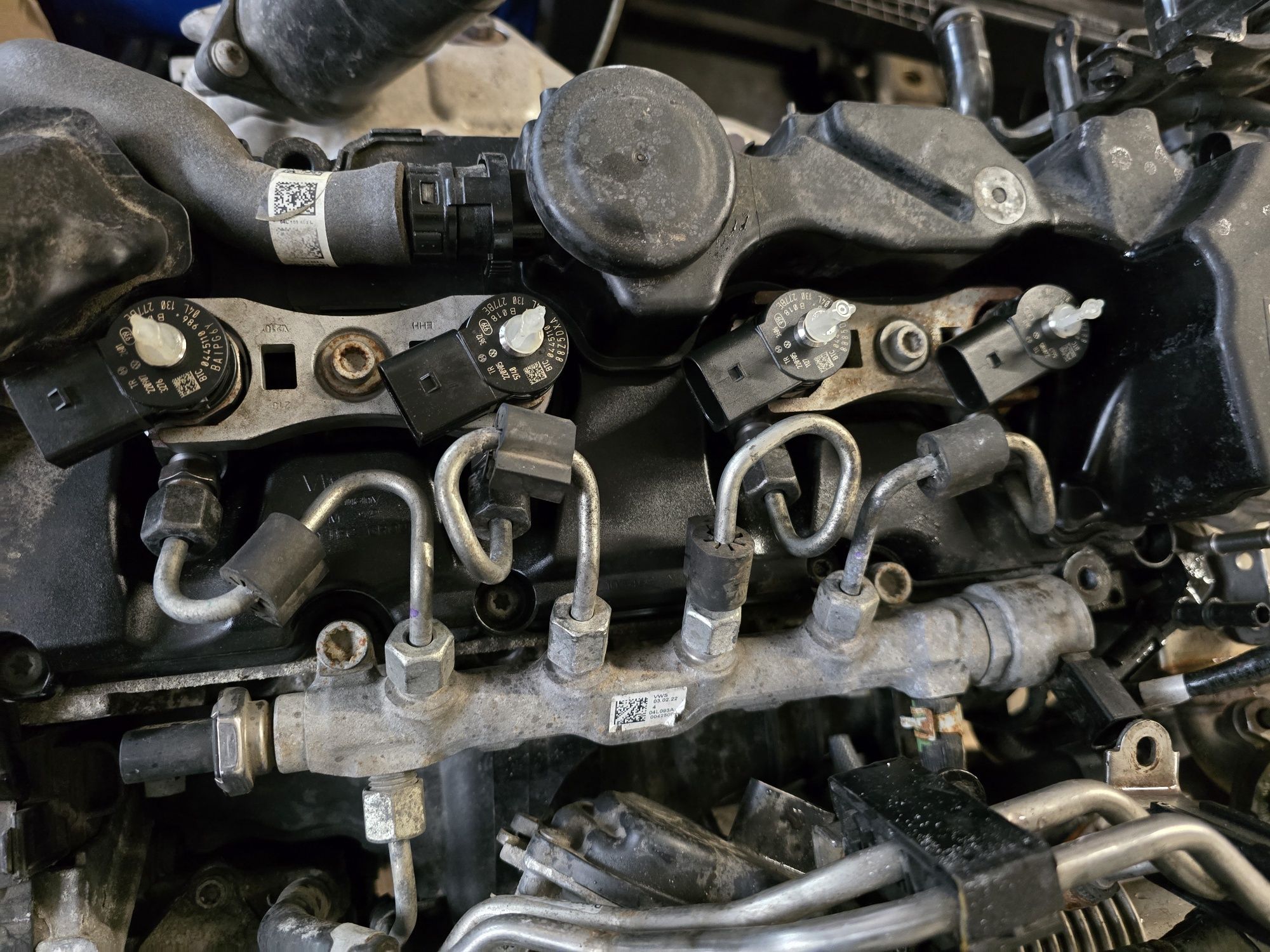 Wtryskiwacze kpl 4 sztuki MAN TGE 3.14 VW CRAFTER 2.0 TDI