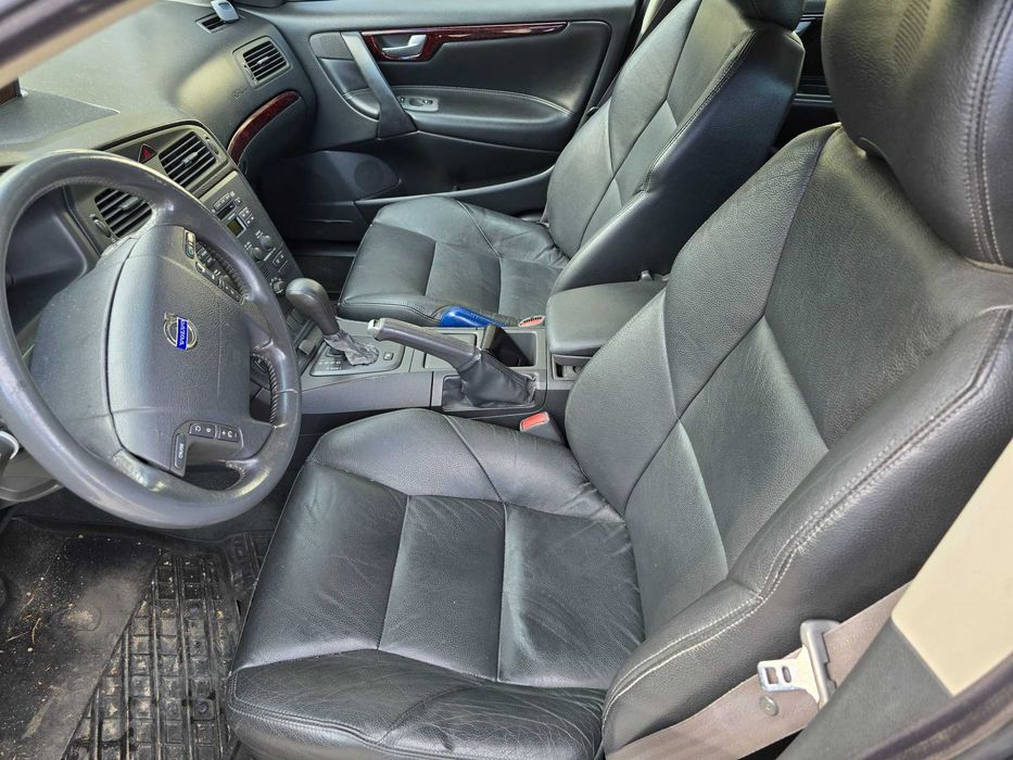 Volvo V70 T5/GPL 250CV 12/2002