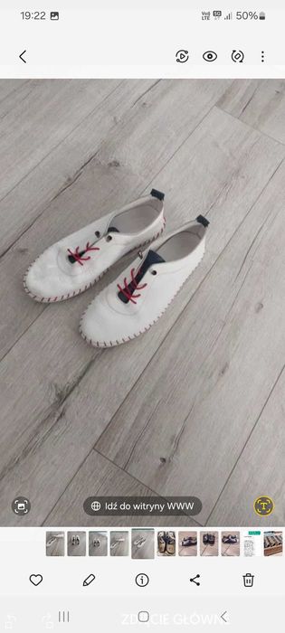 Białe skórkowe buty