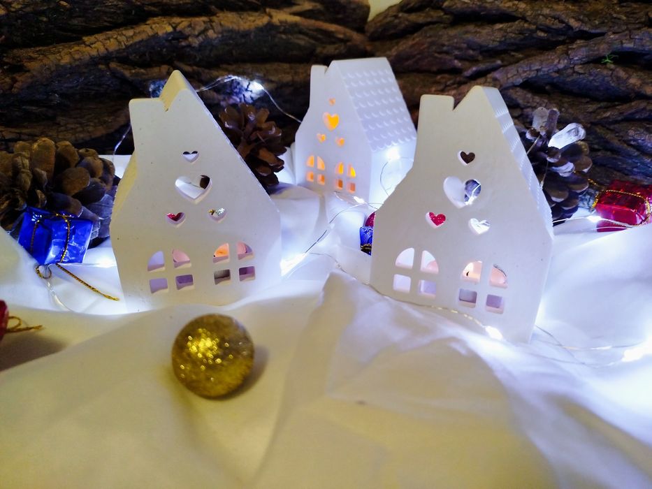 Новорічний декоративний будок!