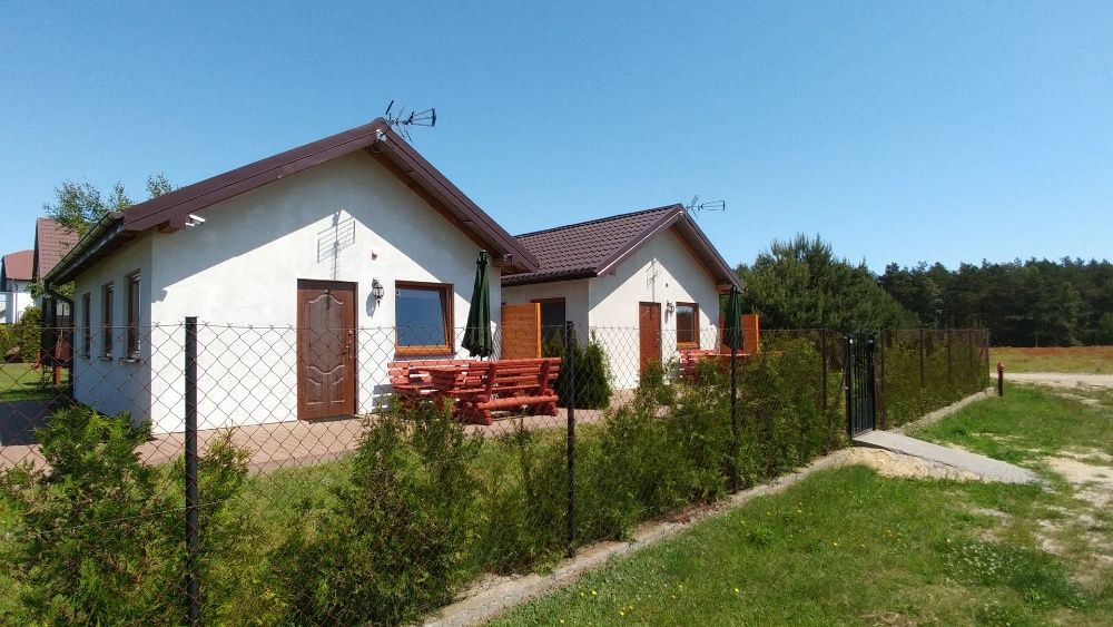 Domki CUBA, Pokoje i Apartamenty MAREK - nad Morzem-Ostrowo k/Karwia