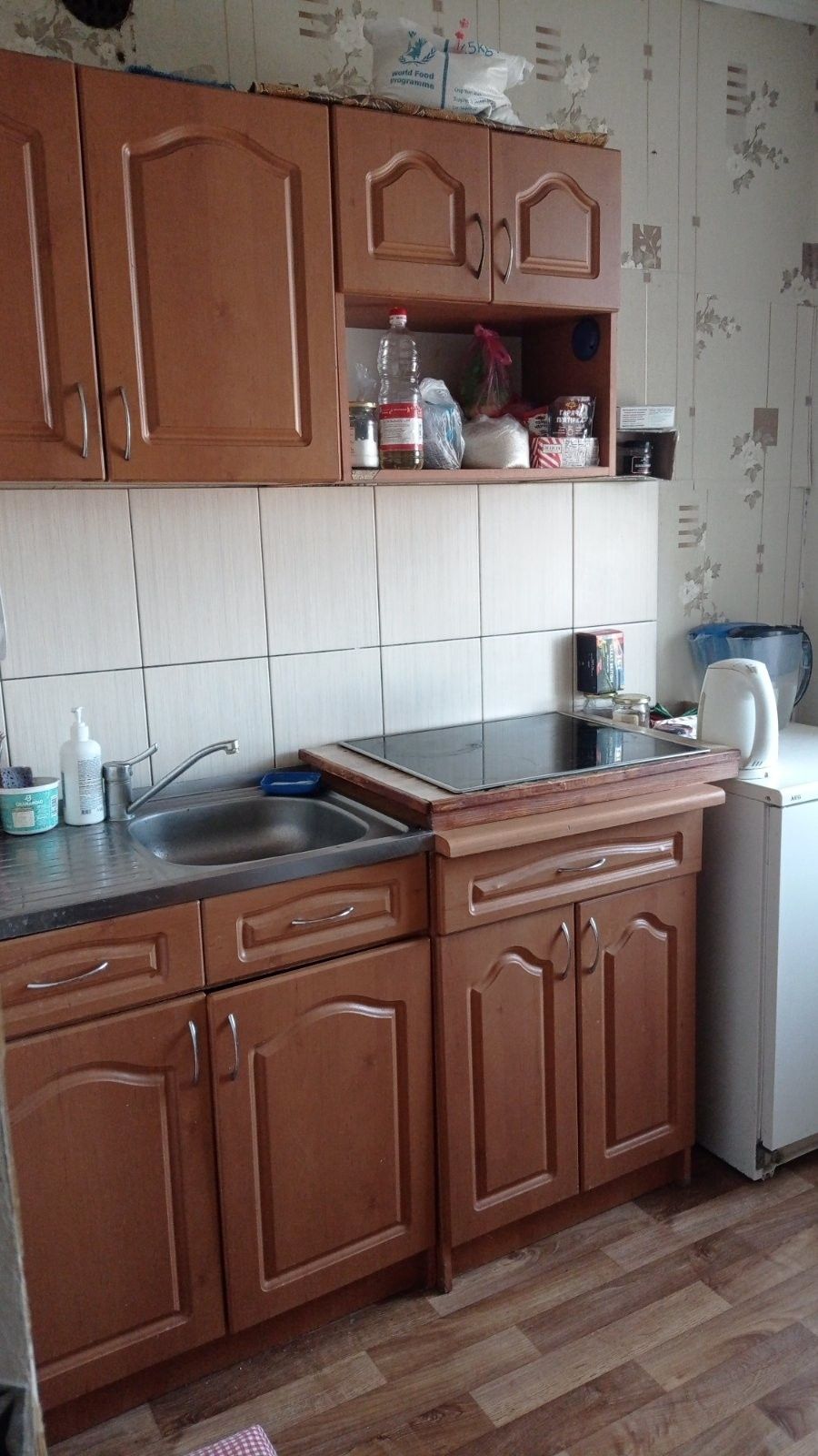 Продам трикімнатну квартиру з окремим санвузлом