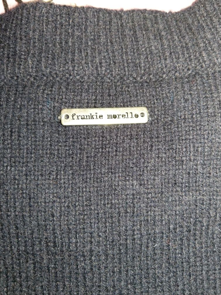 Swetr męski marki Frankie Morello.
