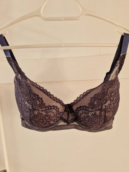 Esotiq stanik 70F biustonosz koronka