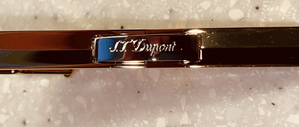 Зажим лля галстука «ST Dupont».