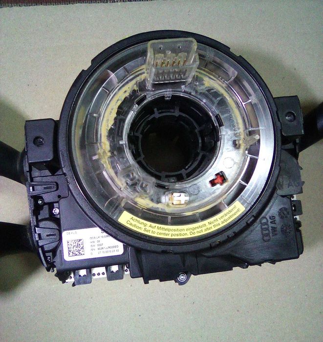 Переключатель подрулевой (стрекоза) VW Touareg nf  4H0953568B