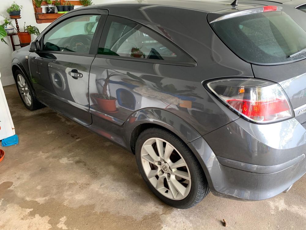 Opel Astra GTC 1.9 150cv