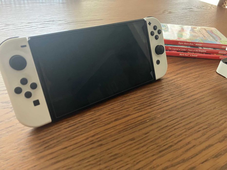 Nintendo Switch | 128GB | Caixa Original