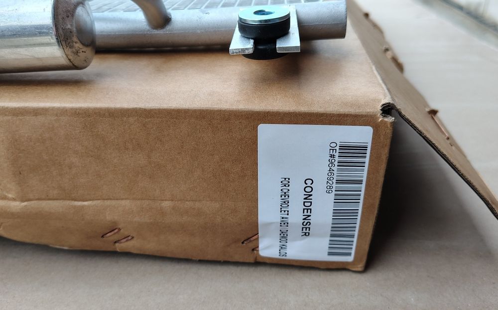 Радіатор кондиціонера Аveo Т250/Т255,Vida,Kalos