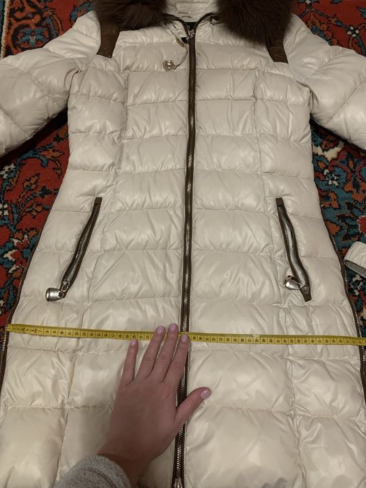Куртка зимова пуховик молочний
