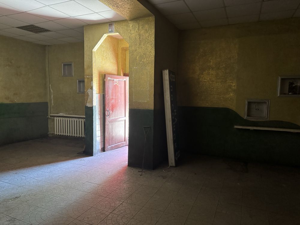 Здам фасадне приміщення
