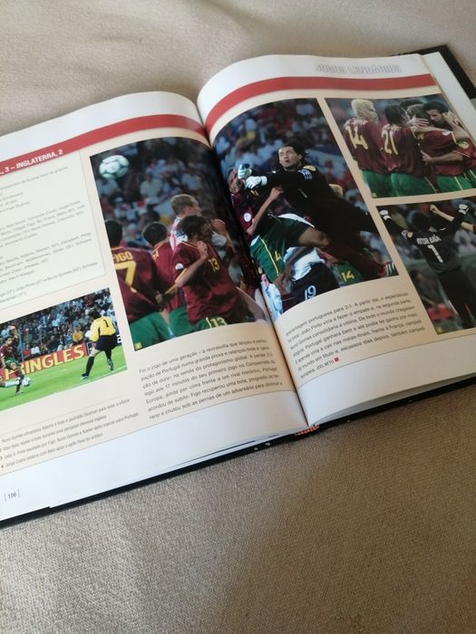 Livro crónica de ouro do futebol português
