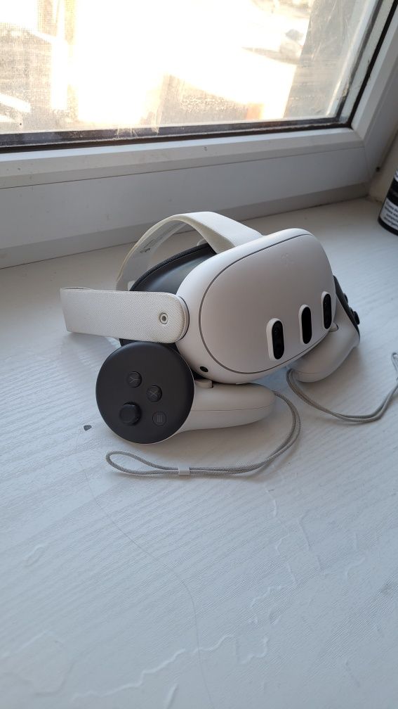 Продам очки виртуальной реальности Meta Quest 3