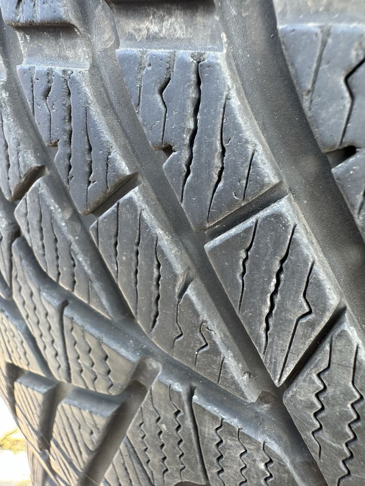Opony zimowe Yokohama Bluearth 275/40 R21