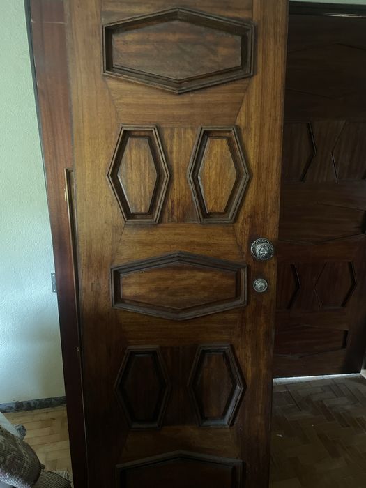 Portas interiores em madeira