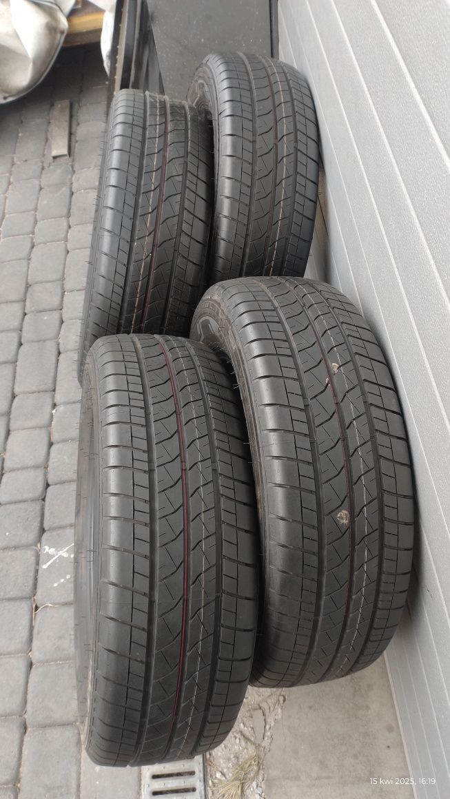 Opony Bridgestone Duravis R 660 215/65R16C