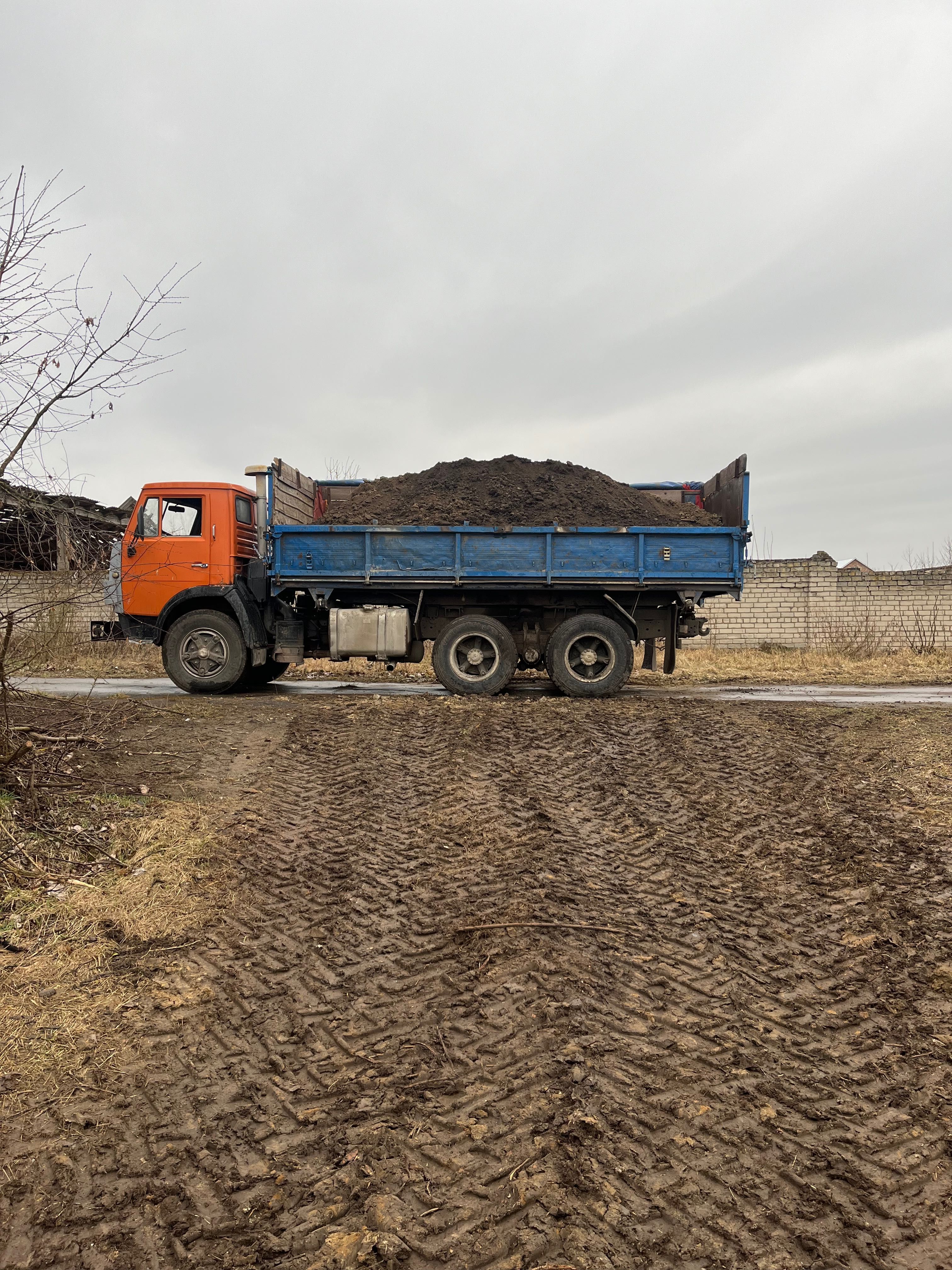 Пісок щебінь грунт на вимостку