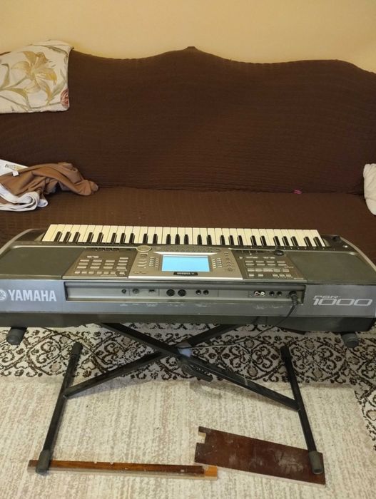 продам синтезатор ямаха пср 1000