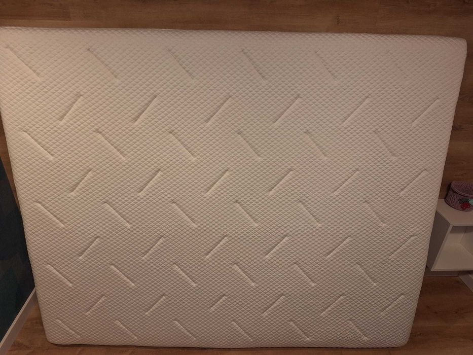 Sprzedam materac piankowy WELLPUR GOLD 160x200 - stan bardzo dobry