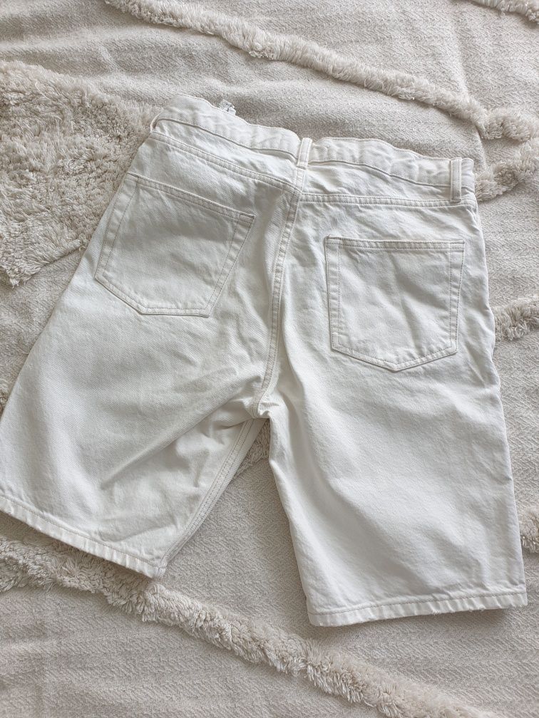 Чоловічі білі шорти Zara 30