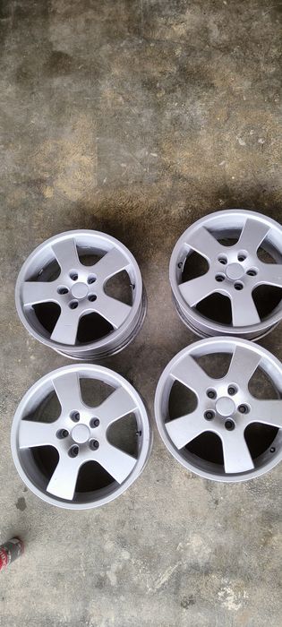 Felgi aluminiowe 16 Dezent 5x112 ET 35