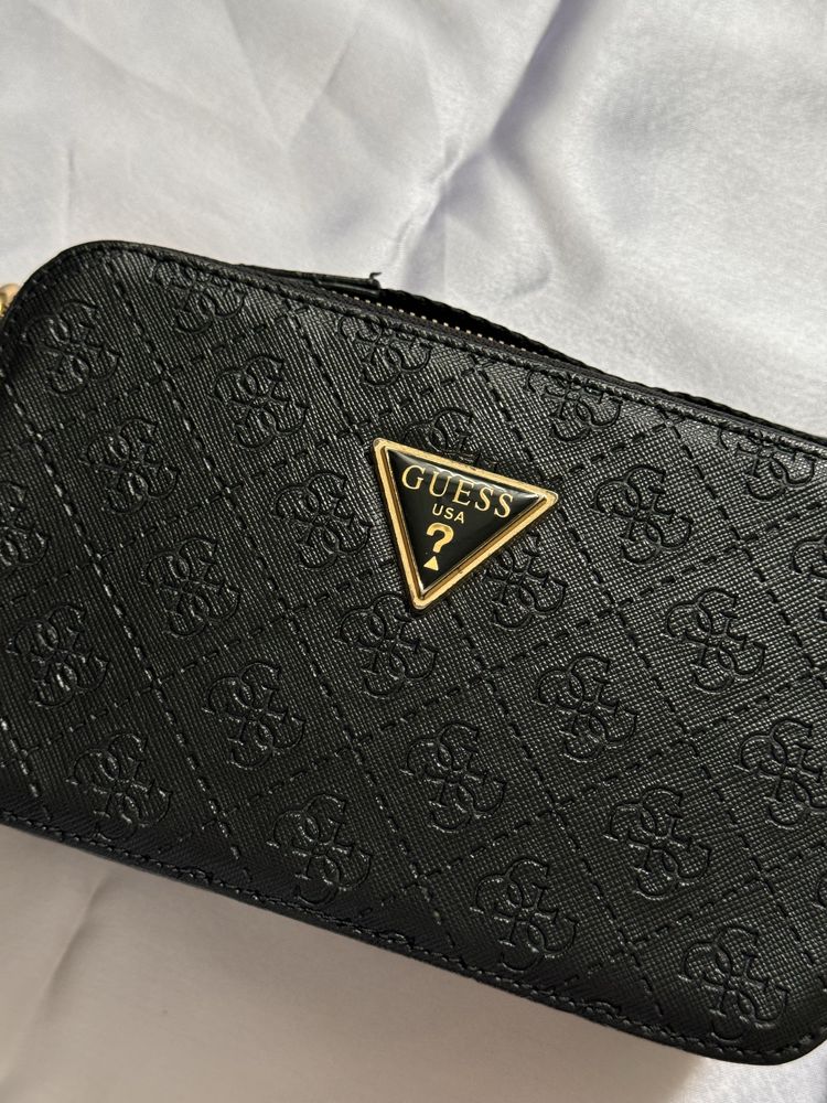 Сумка клатч Guess
