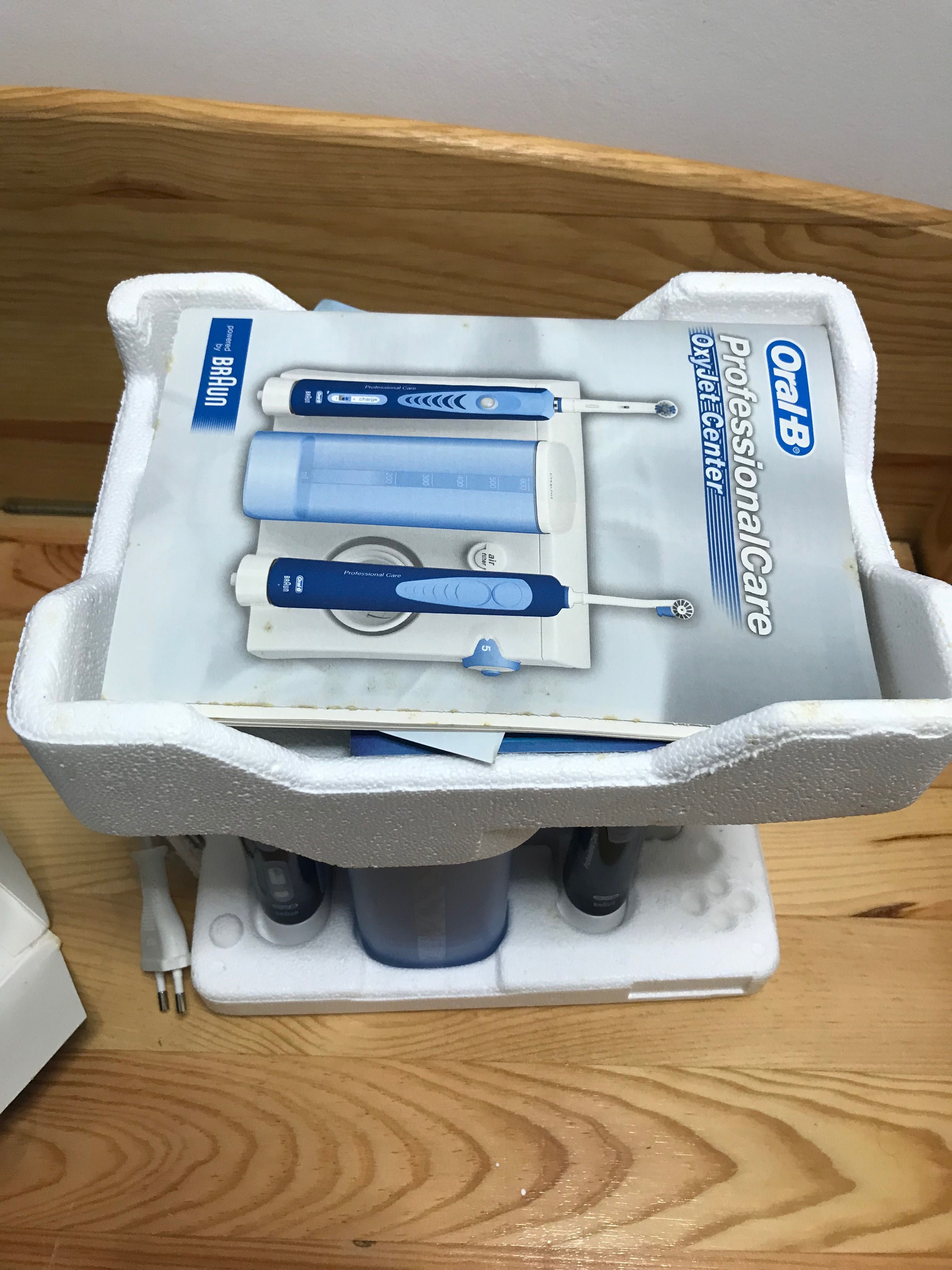 Escovas elétricas  oral-b professional care 7500 /care 8900 Center