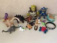 Zestaw super figurek dla chłopca zabawka Batman Shrek Dinozaur itd.