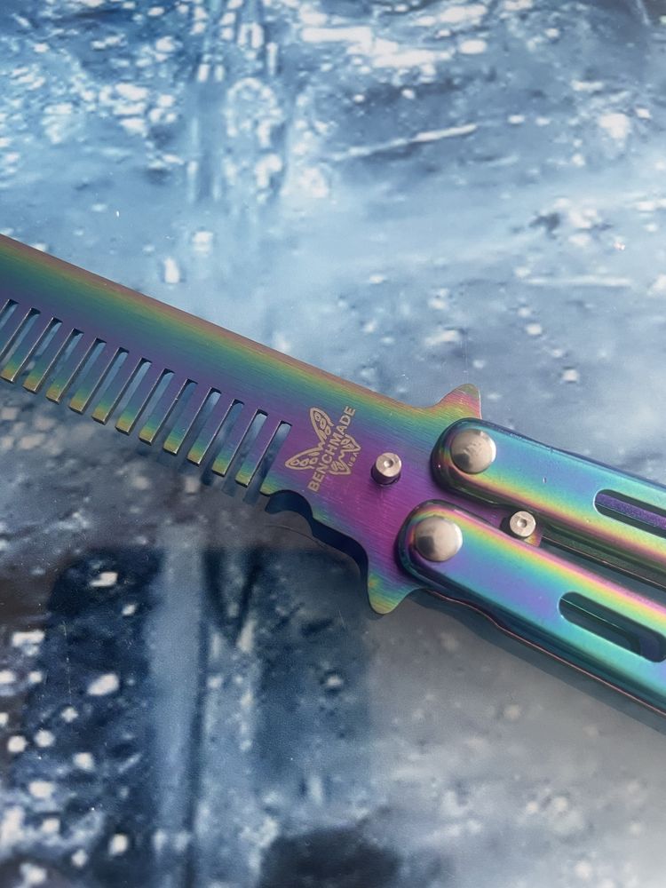 Nóż motylkowy grzebień Fade BenchMade