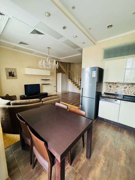 Пропонуємо в оренду сучасну квартиру по Михайлівська вул., 24б