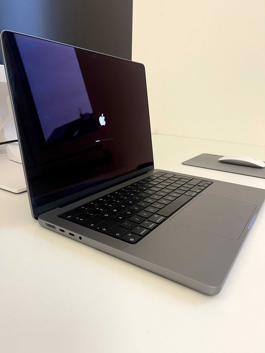 Apple MacBook Pro 14" M1 Pro – 16GB RAM / 512GB SSD – Stan IDEALNY