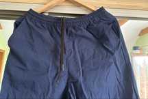 Spodnie dres Adidas granatowe rozmiar 10 S 36 materiał szeleszczący