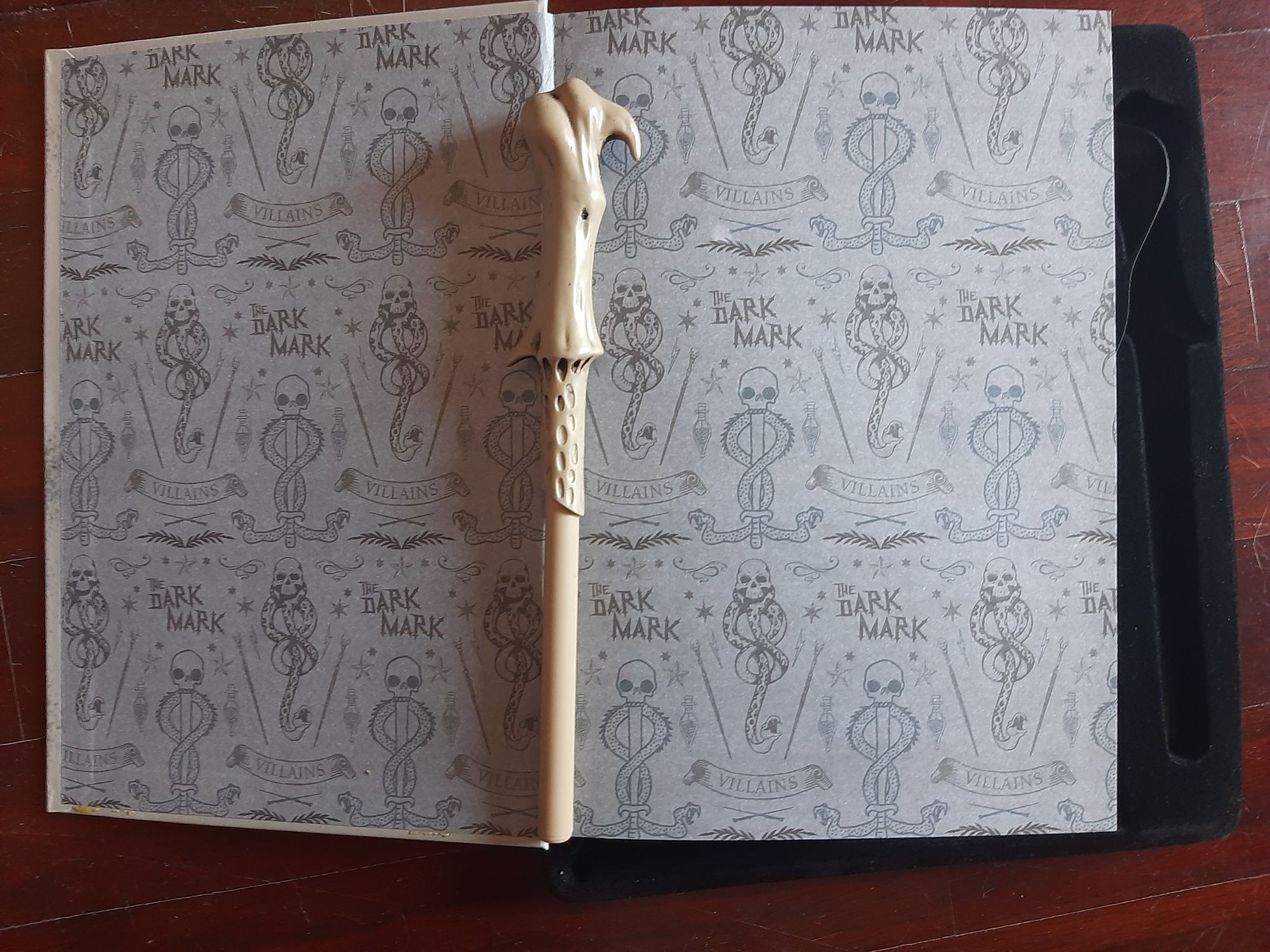 harry Potter wanted magic notebook pen