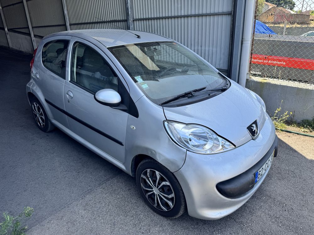 Peugeot 107 1.0 Filou  CAIXA AUTOMÁTICA