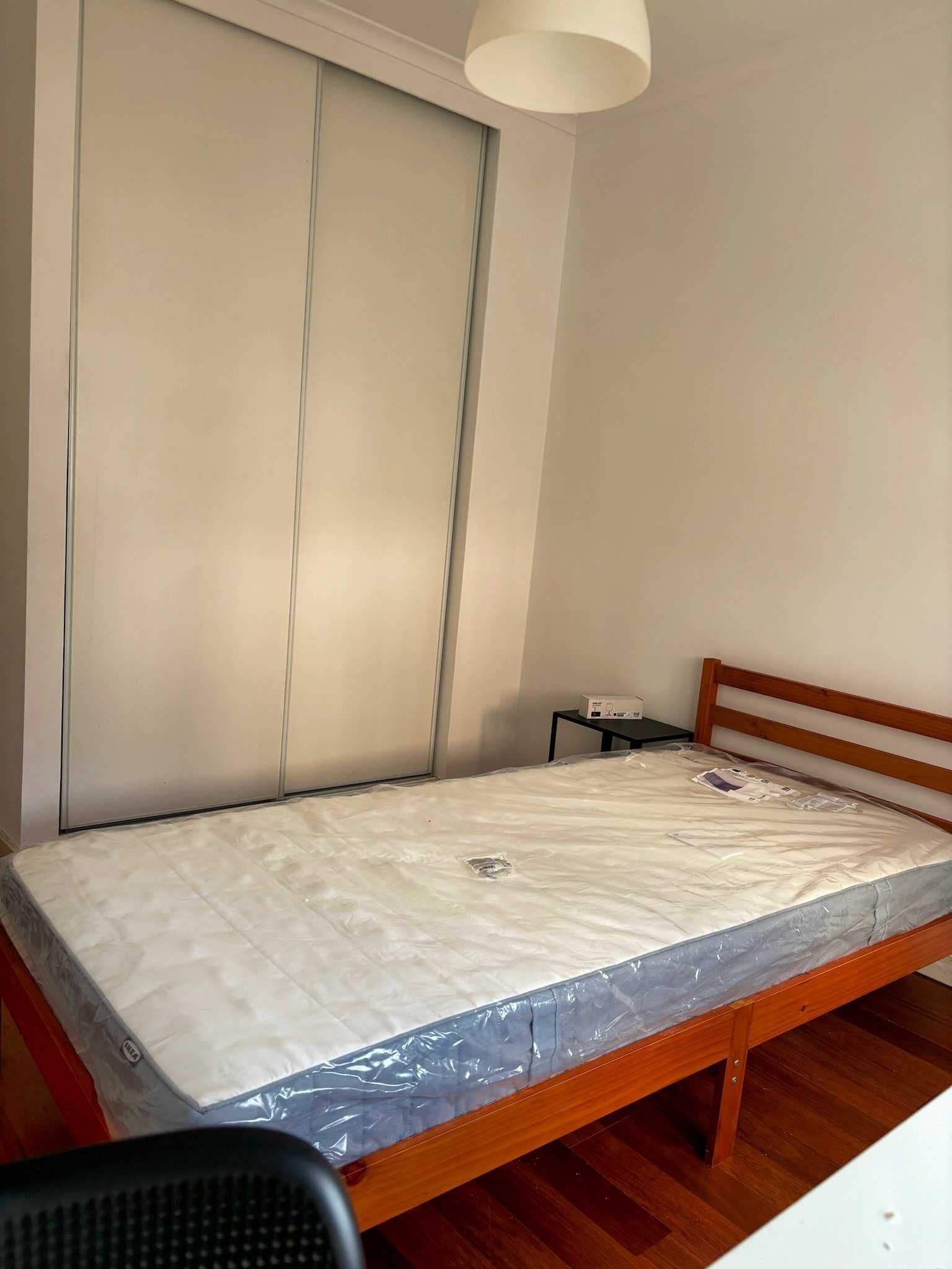 Alugo Quarto a Estudantes (Exclusivo para Raparigas)