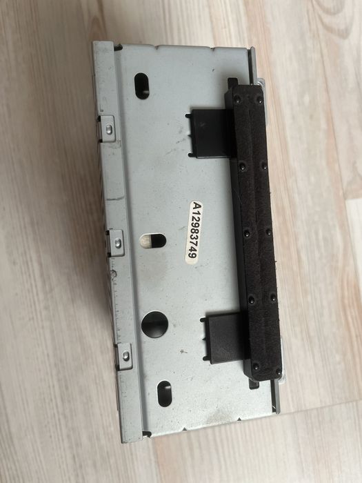 Магнитола Ford оригинальная деталь (головное устройство)