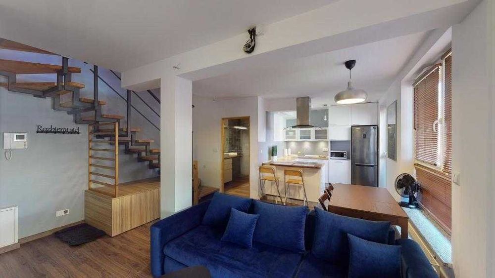 Dwupoziomowy Apartament przy Wrocławskim Rynku, max 8 os, balkon