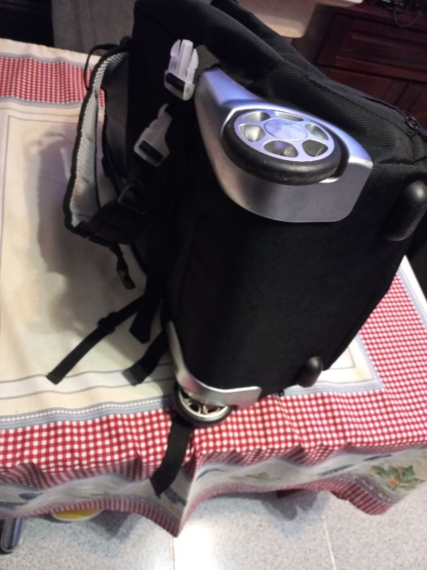 Mochila com troley,