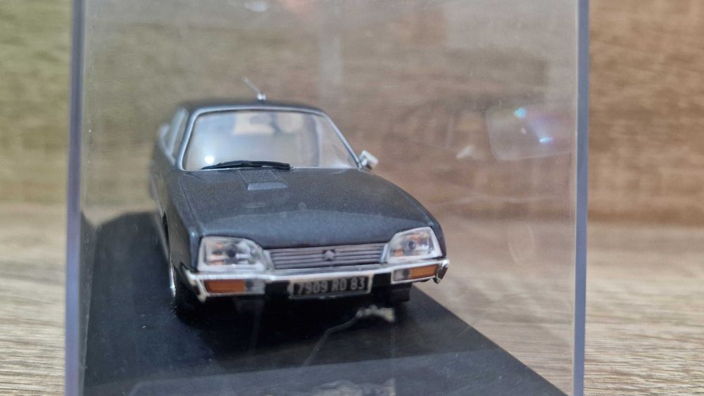 Miniatura Citroen cx «1976« 1:43