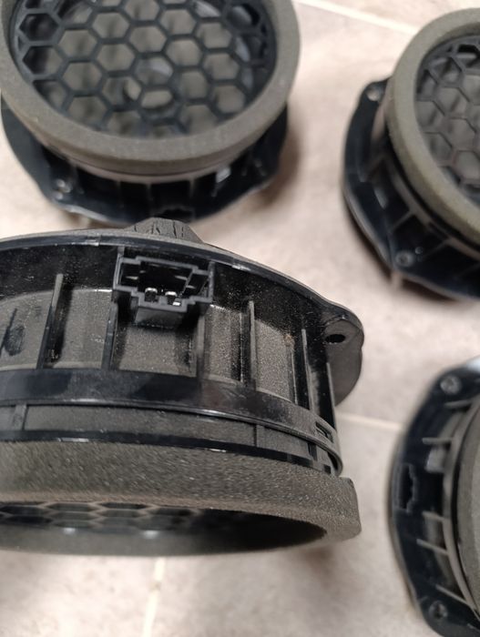 Głośnik skoda suberb