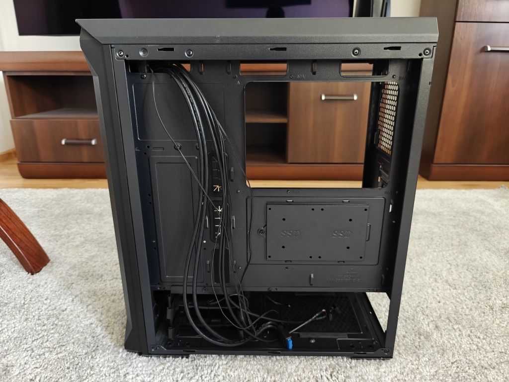 Obudowa Genesis Irid 505 Black V2 + Przejściówka USB-A na USB-C