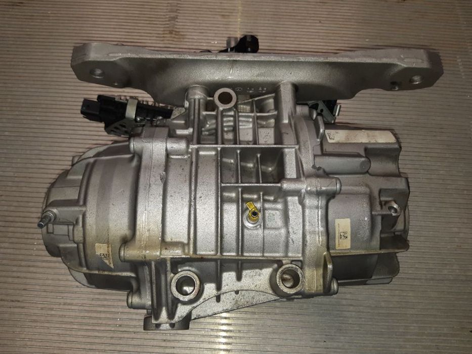 MOST TYLNY DYFER MERCEDES A45 S W177 2.0 AMG A1773509801